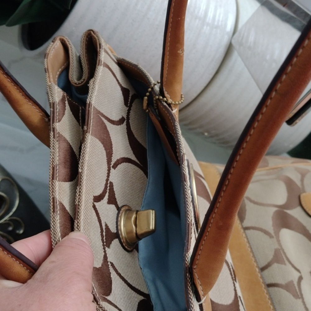 Authentic Coach legacy Madeline. - Picture 10 of 12